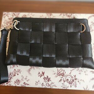 Harveys Original Black Woven Seatbelt Hip Pack Wristlet Clutch Wallet Belt Bag